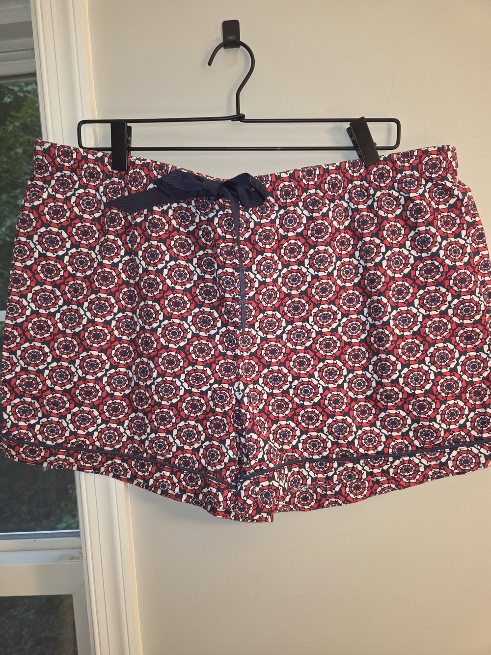 Vineyard Vines Red & Blue Medallion Drawstring Sleep Shorts Large.
